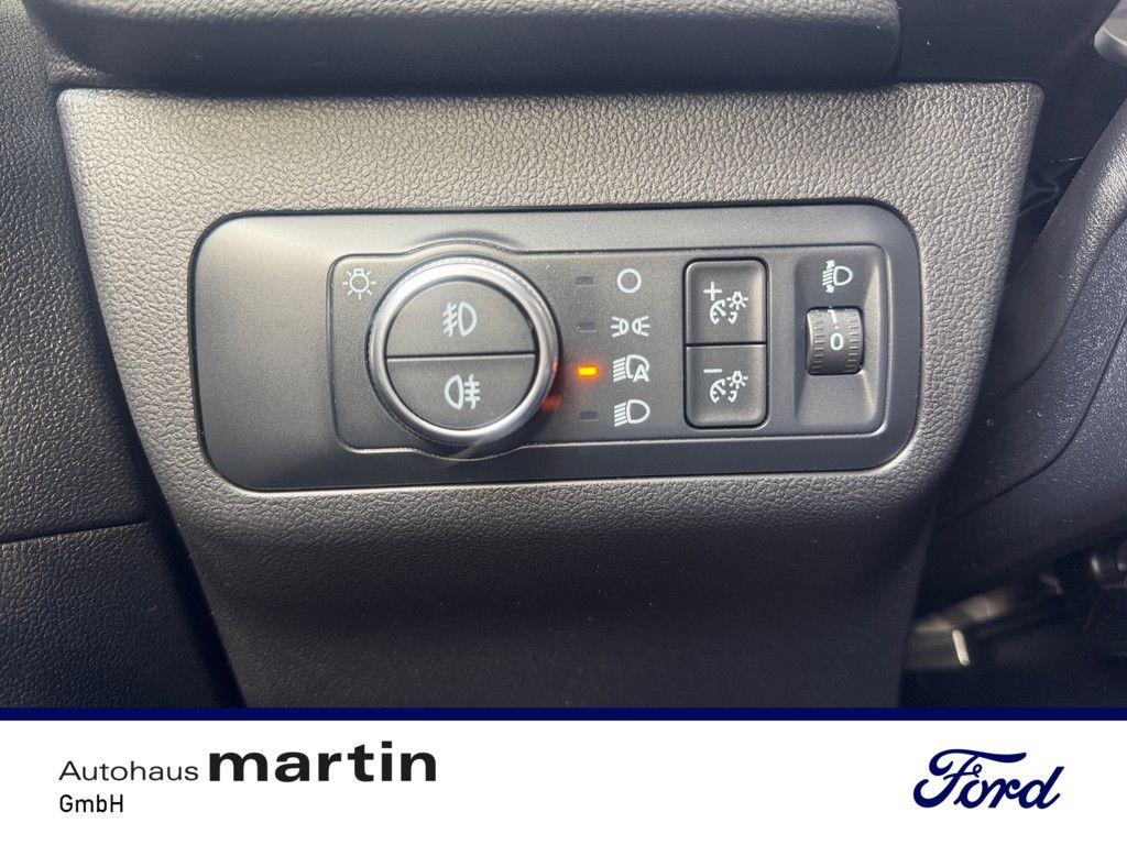 Fahrzeugabbildung Ford Kuga 1.5 ST-Line PDC SHZ KAMERA NAVI AHK ACC LED