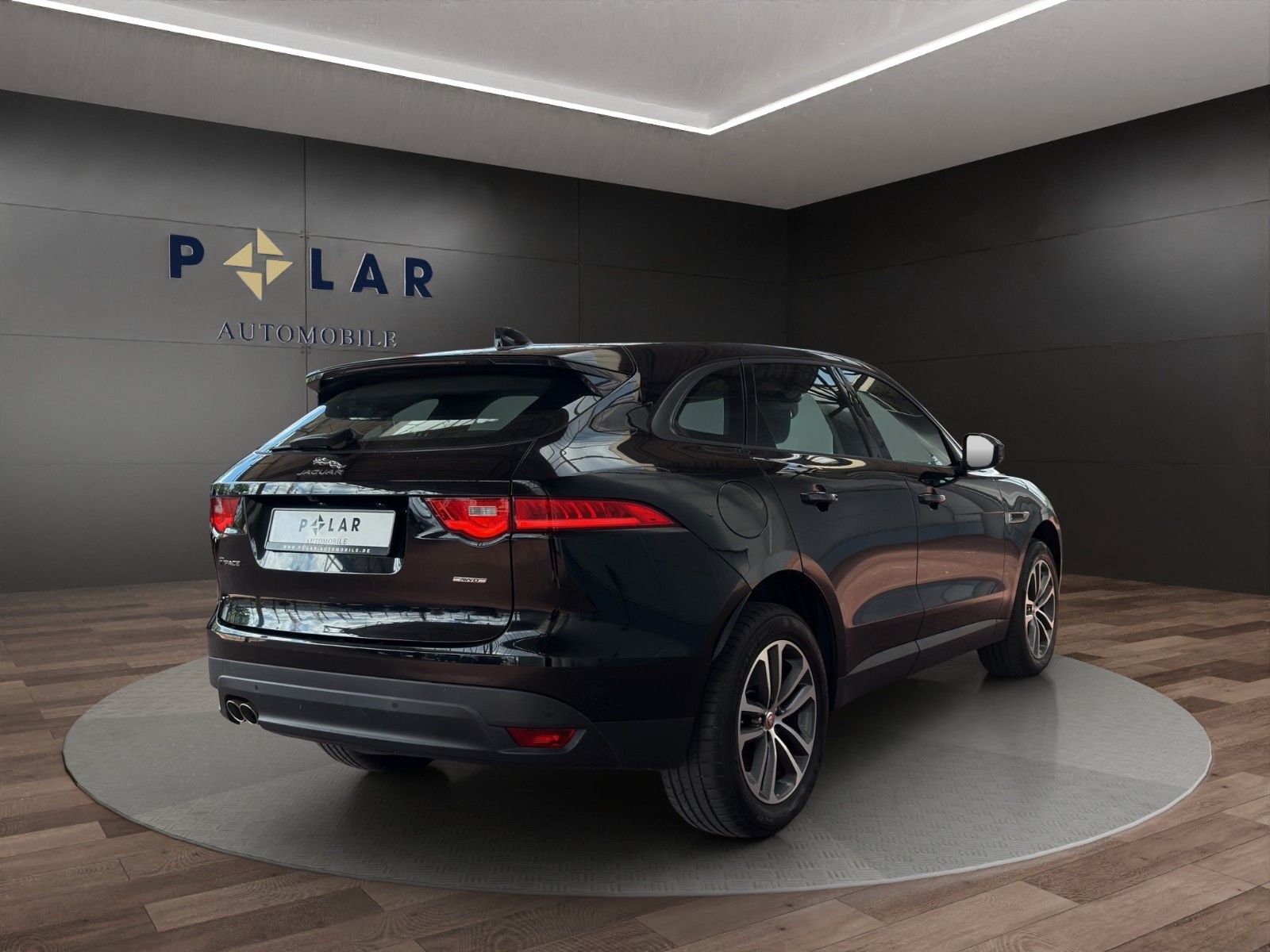 Fahrzeugabbildung Jaguar F-Pace*Allrad*Bi-Xen*Kamera*Ambiente*Tempo*Navi*