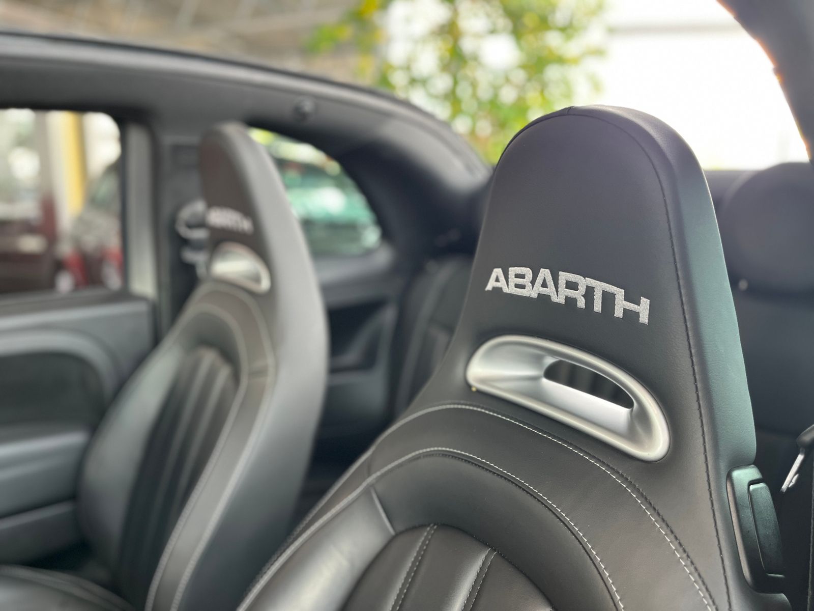 Fahrzeugabbildung Abarth 595C Turismo Sitzheizung XEN NAV LEDER PDC