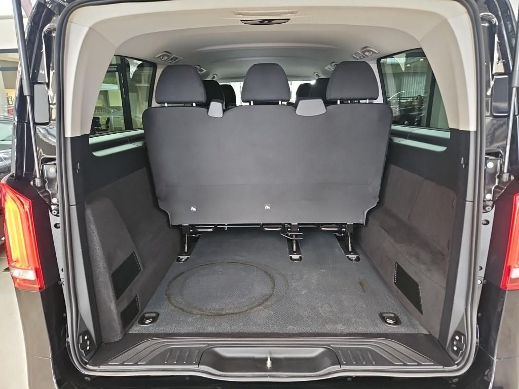 Fahrzeugabbildung Mercedes-Benz Vito 119 Tourer extralang 8 Sitze Standhzg. LED