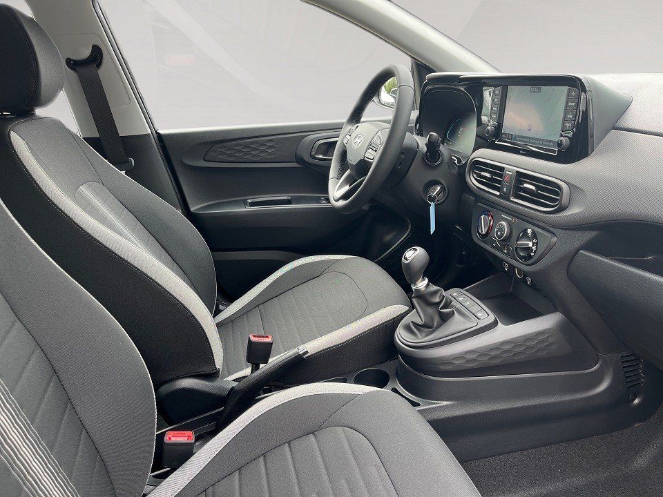 Fahrzeugabbildung Hyundai i10 1.2i 79PS Trend