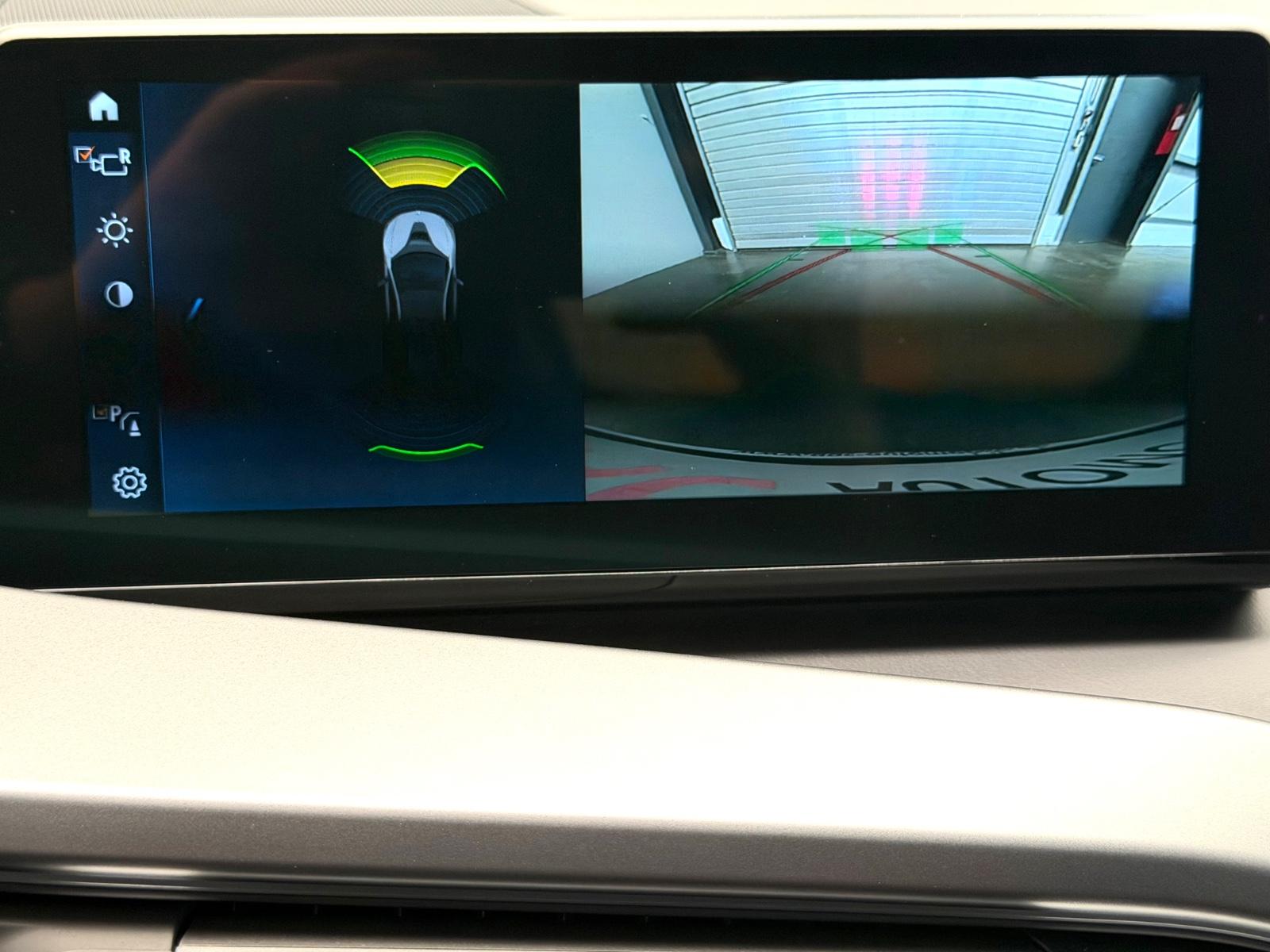 BMW i8 Coupe/Navi/Cam/Vollleder/Standheizung/360°