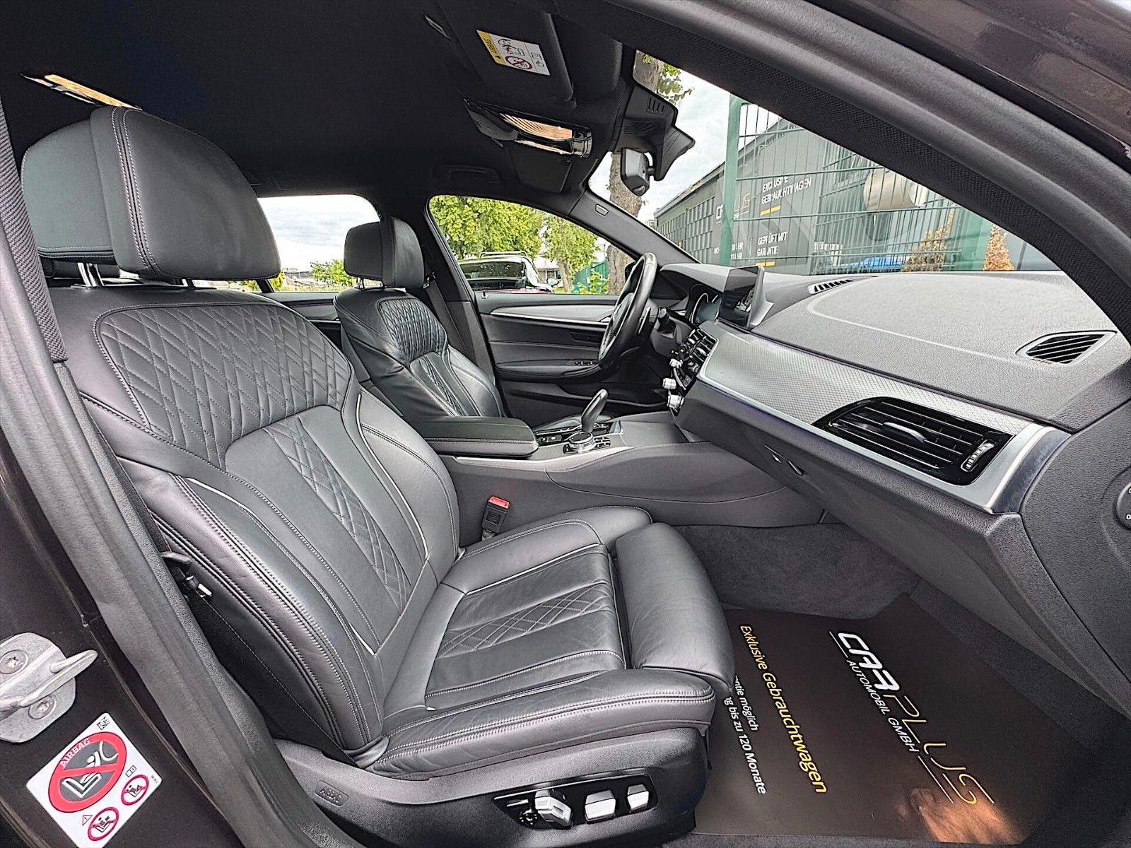 Fahrzeugabbildung BMW 530i M Sport Shadow Line *ACC*LED*Head-Up*360°*
