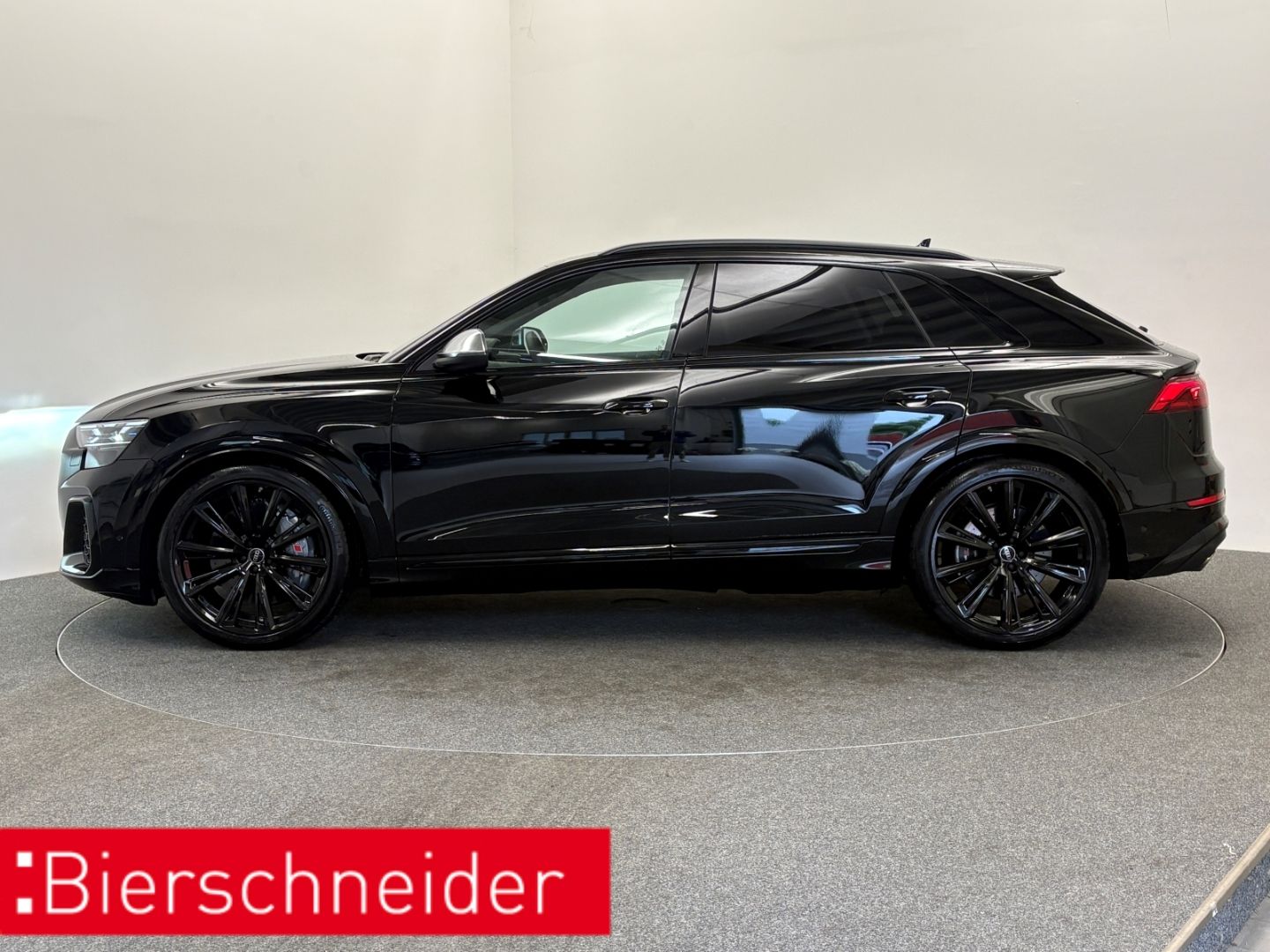 Audi SQ8 - Bild 4