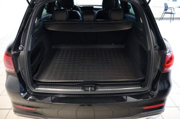 Mercedes-Benz GLC 300 4Matic Pano AHK Multibeam AMG Line