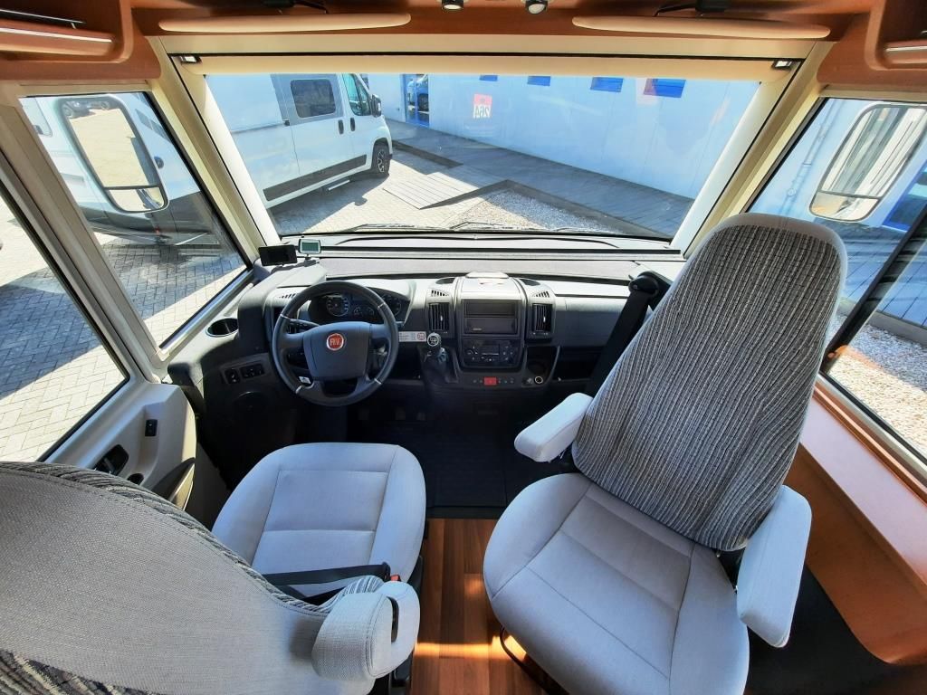 Fahrzeug Übersicht 22 Fahrzeugabbildung HYMER / ERIBA / HYMERCAR B-Klasse 514 sehr gepflegt / 1.Hand