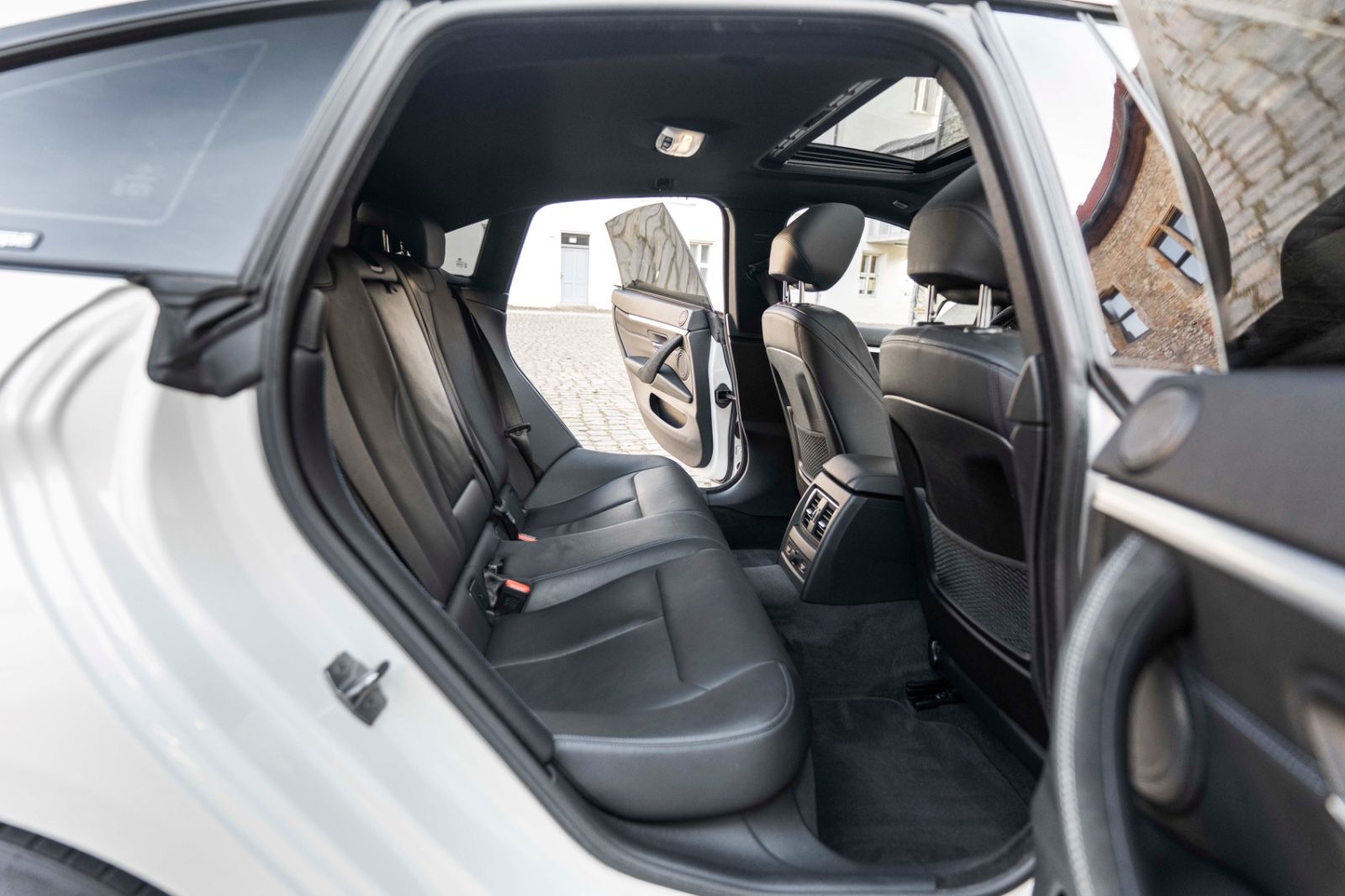 Fahrzeugabbildung BMW 440IX GC M-Performance HUD H&K LED CARPLAY 360°