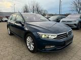 Volkswagen Passat 2.0TSI/ 140kW BUSINESS/SDSG/360 ° Kamera - Volkswagen Passat mit Benzin-Antrieb: Kombi, 2.0