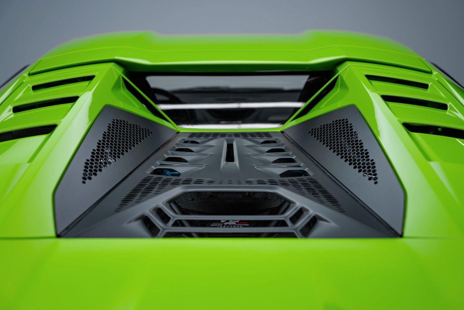 Fahrzeugabbildung Lamborghini Temerario CARBON/LIFT/STYLE PACK/PASSENGER DISP.