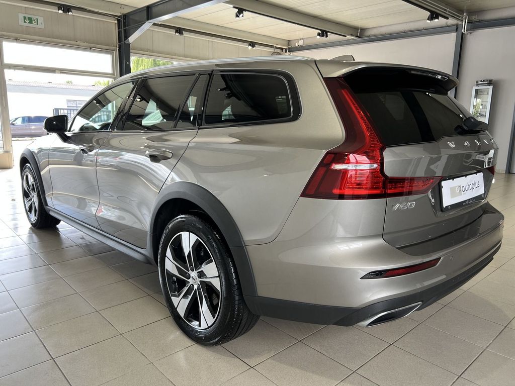 Volvo V60 Cross Country V60 CC B5 Pro AWD ACC BLIS Kamera Leder WinterPk