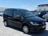 Volkswagen Caddy PKW Trendline BMT*7 SITZER*BI-XENON*AHK* - Volkswagen Caddy: Schwarz