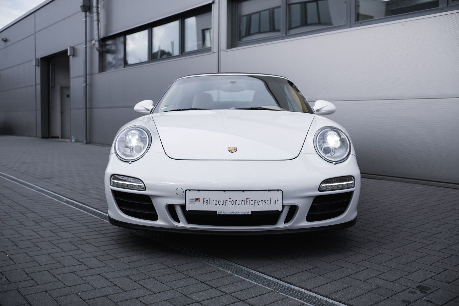Fahrzeugabbildung Porsche 997/911 Carrera GTS-Approved-PDK-BOSE-Navi.