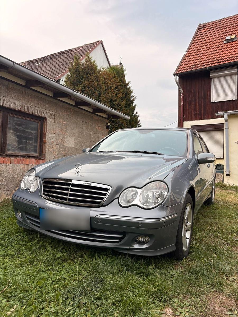 Mercedes-Benz C 180