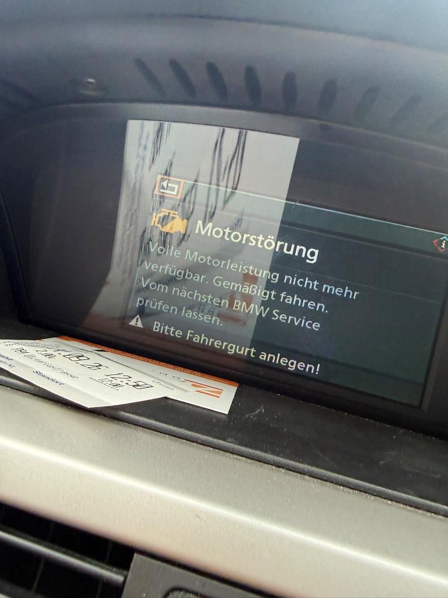 BMW 318 2006 — photo 7