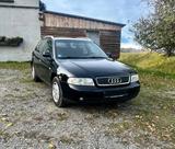 Audi A4 1.8 Avant Klima Navi 8x Reifen TÜV neu - Audi A4 aus 1999: Kombi