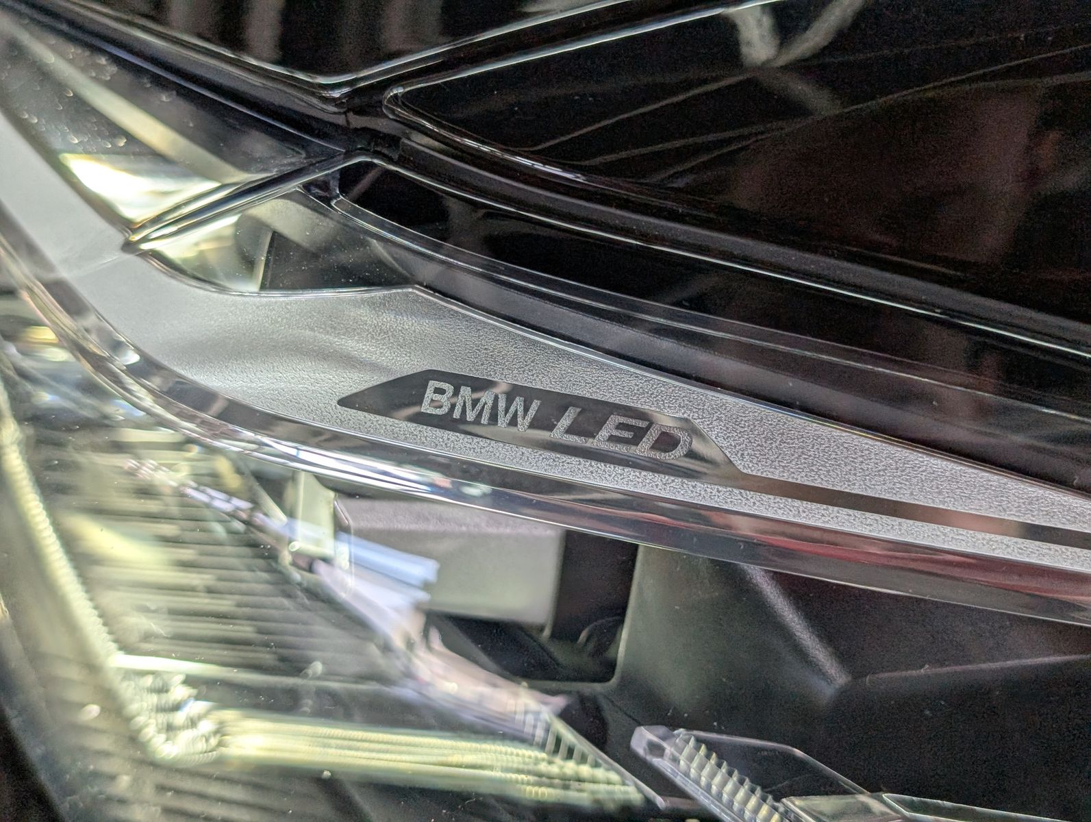 Fahrzeugabbildung BMW X3 xDrive 20d AHK LEDER StHz ACC LED KAM HIFI
