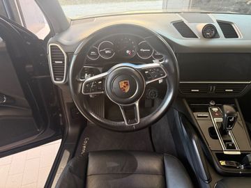 Porsche Cayenne - 11