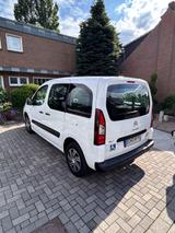 Citroën Berlingo VTi 95 Multispace Rollstuhlfahrzeug - Citroën Berlingo: Multispace