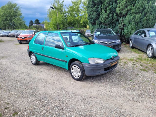 Peugeot 106