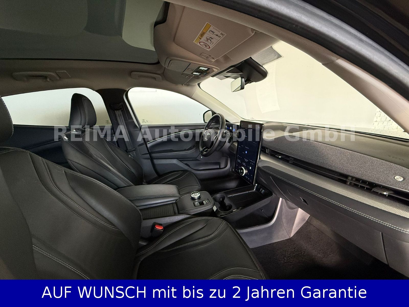 Fahrzeugabbildung Ford Mustang Mach-E , Pano, B&O, LED, ACC,