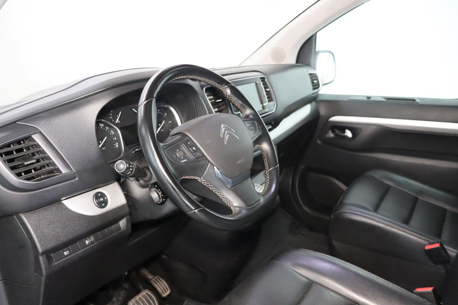 Fahrzeugabbildung Citroën Spacetourer Bus Lounge XL * LED * Navi