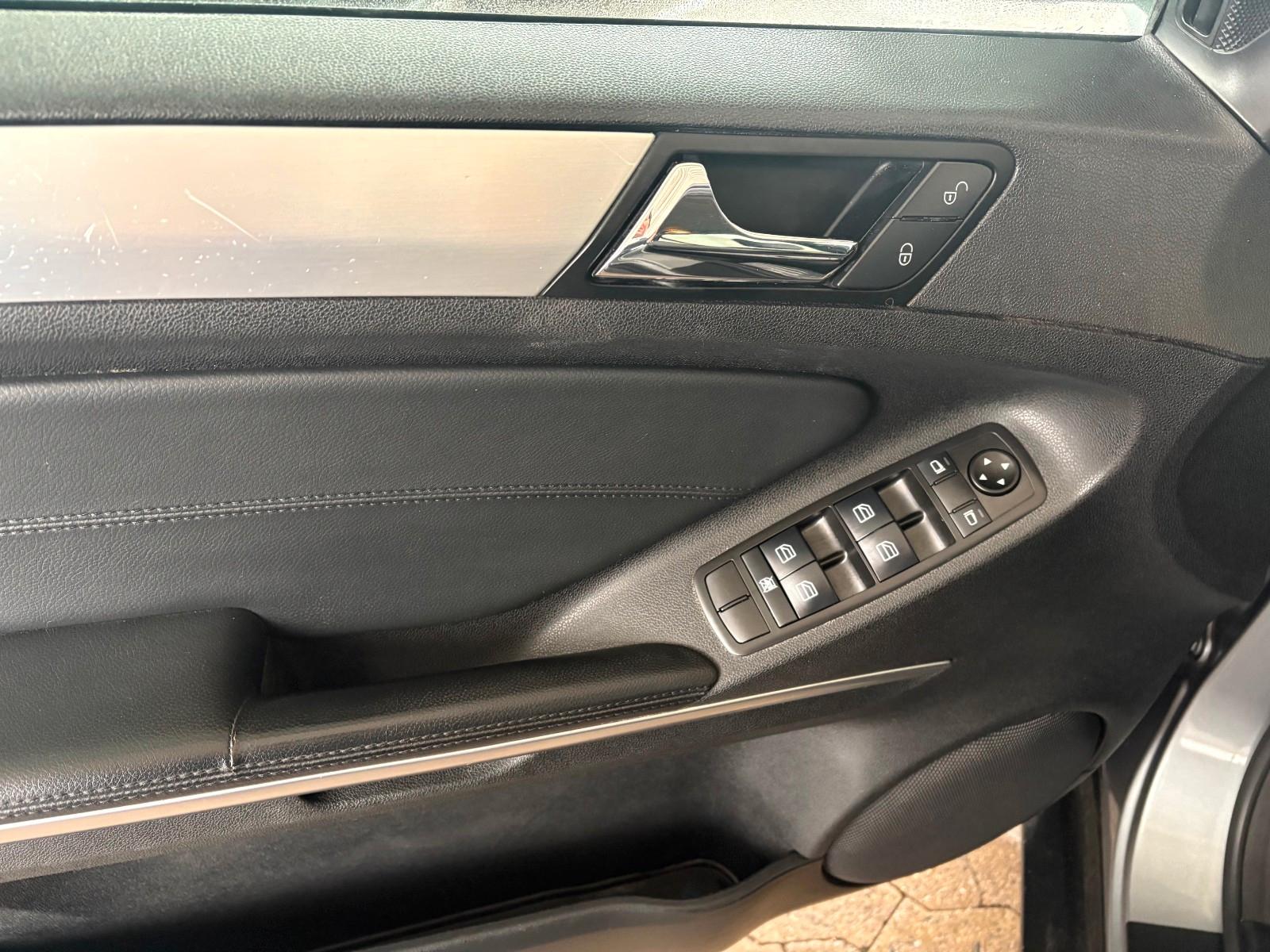Mercedes-Benz ML 300 ML ML 300 CDI BlueEfficiency 4Matic