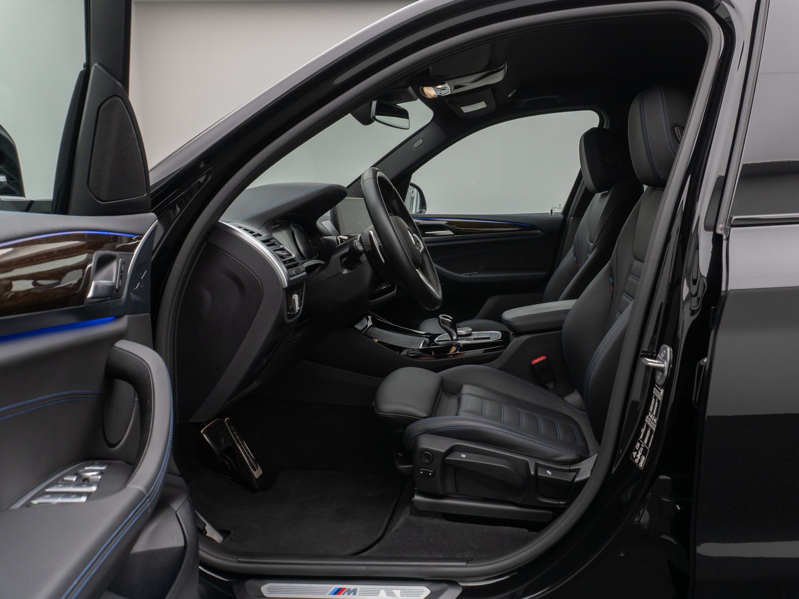 Fahrzeugabbildung BMW X3 xD30d M Sport Kamera DAB HiFi Lenkrhzg 20Zoll