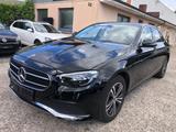 Mercedes-Benz E 200 d Autom. Originalfarbe Schwarz - Mercedes-Benz E 200 mit Diesel-Antrieb: Taxi, Limousine