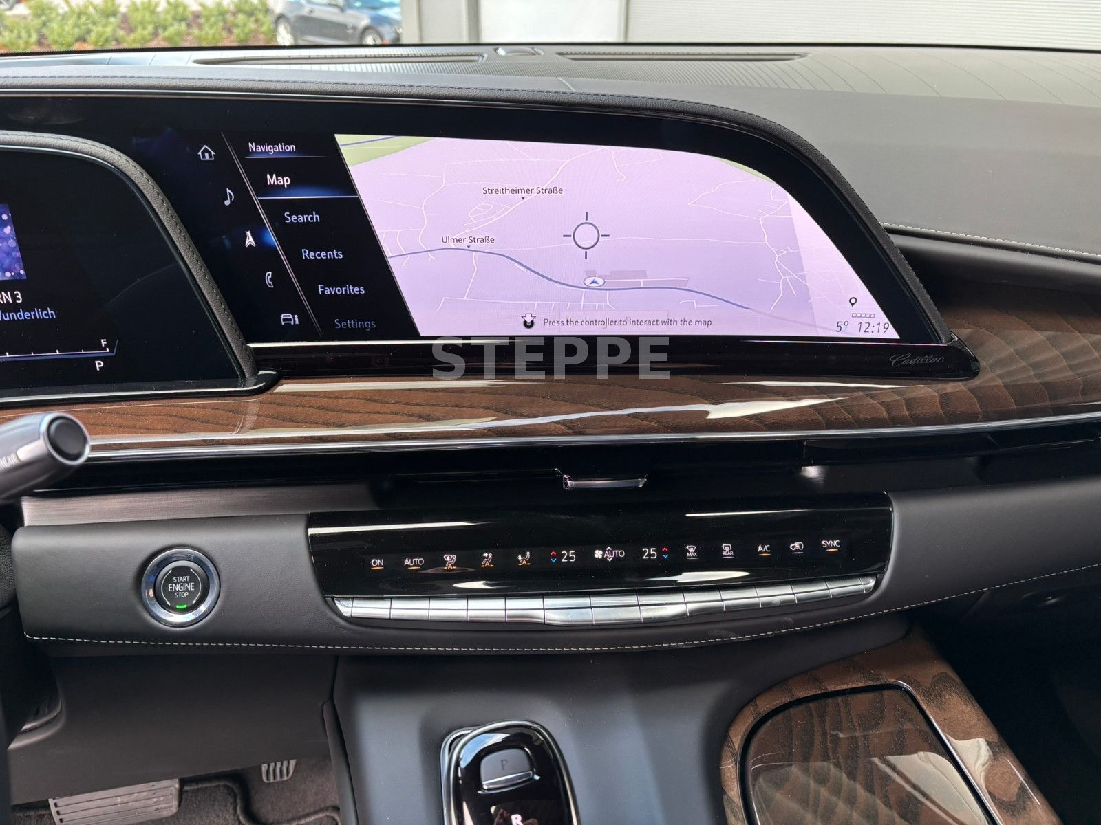 Cadillac Escalade 6.2 V8 Sport Platinum Luftfeder.EU-Navi