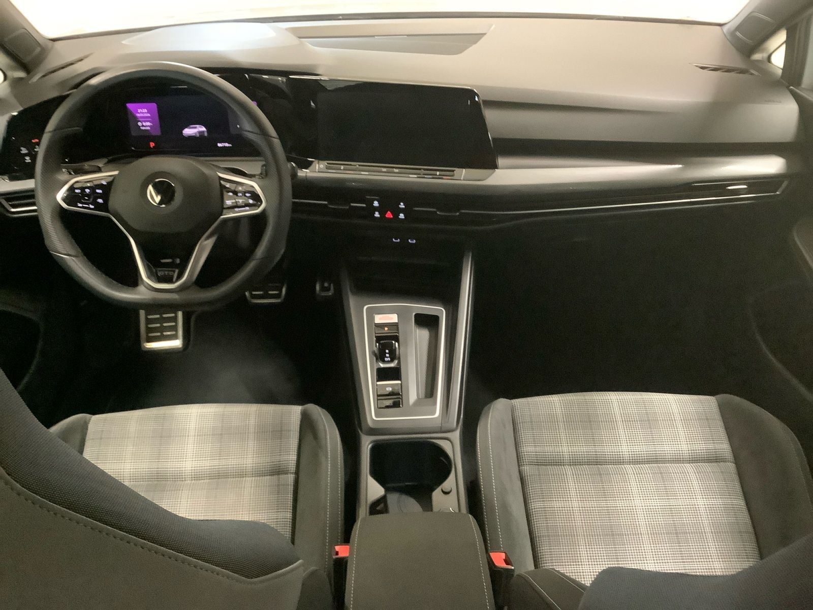 Golf GTD 2,0 TDI 147 kW DSG  LED Plus, ACC, Kame