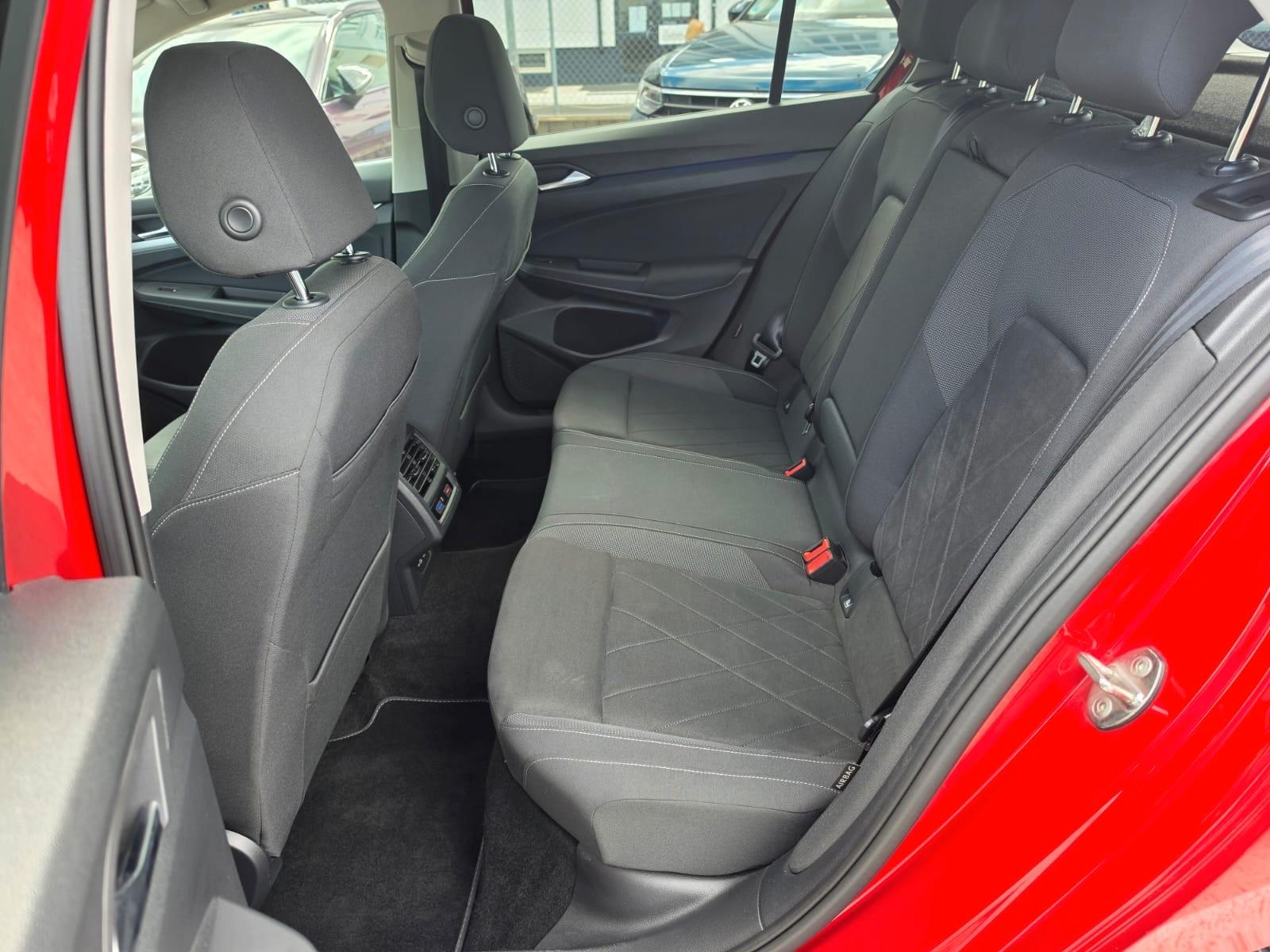 Volkswagen Golf VIII Lim. Life 1,0 TSI KeyLess*SD*Kamera, миниатюра 9