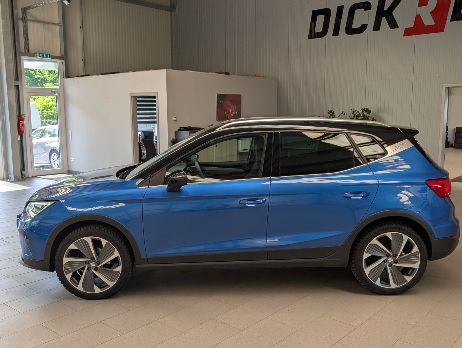 Fahrzeugabbildung SEAT Arona 1.0 TSI FR DSG LED Dinamica ACC AHK Kamera