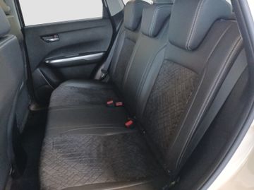 Fotografie 12 des Suzuki Vitara 1.4 Boosterjet Hybrid Navi