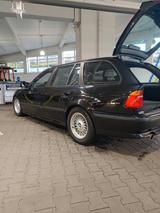 BMW E39 540i Touring+520i Limousine - BMW 520 aus 1998: 520i