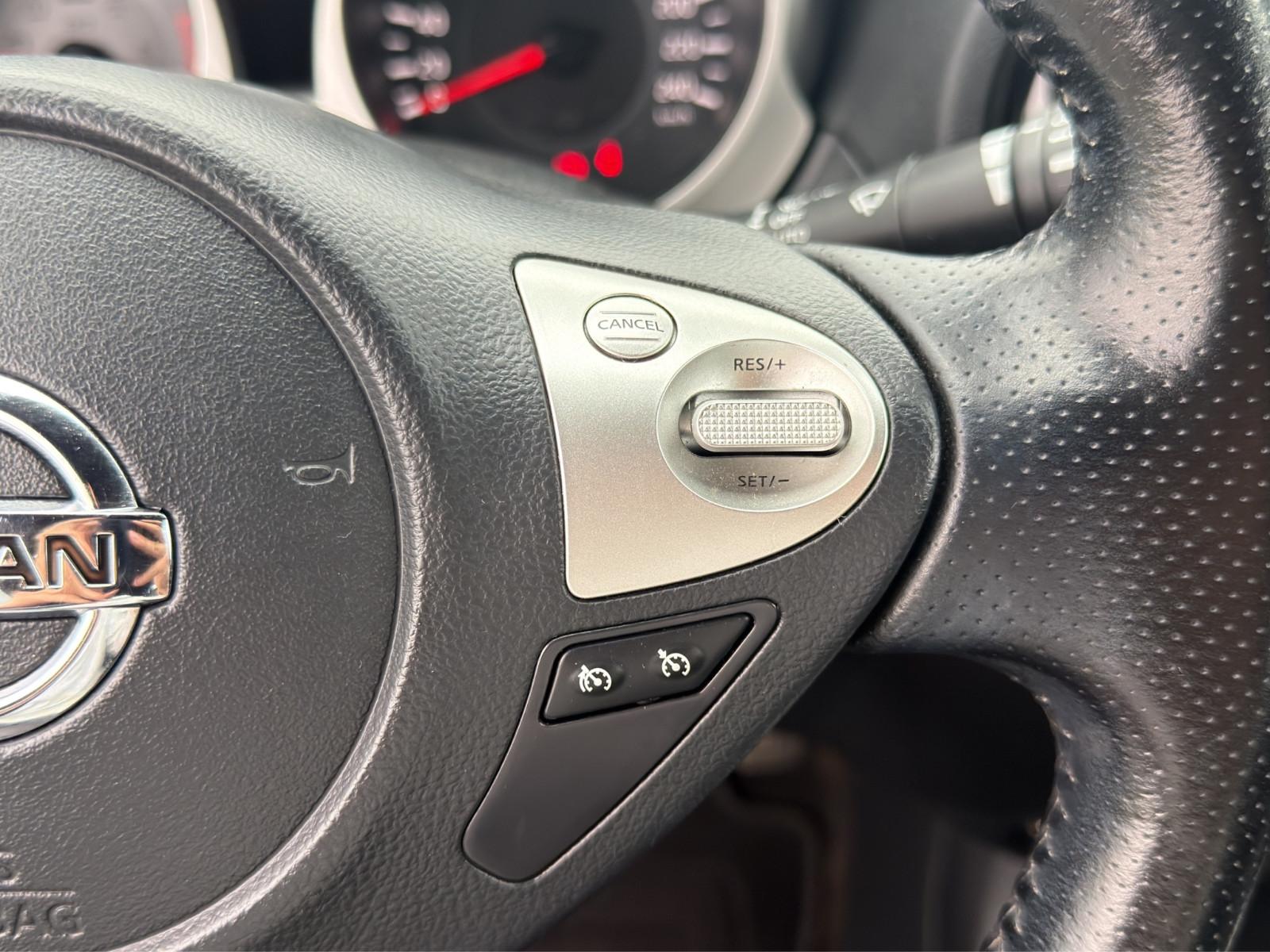 Nissan Juke 1.2 SITZH LED NAV KAM GJR TÜV+Insp. NEU 17'