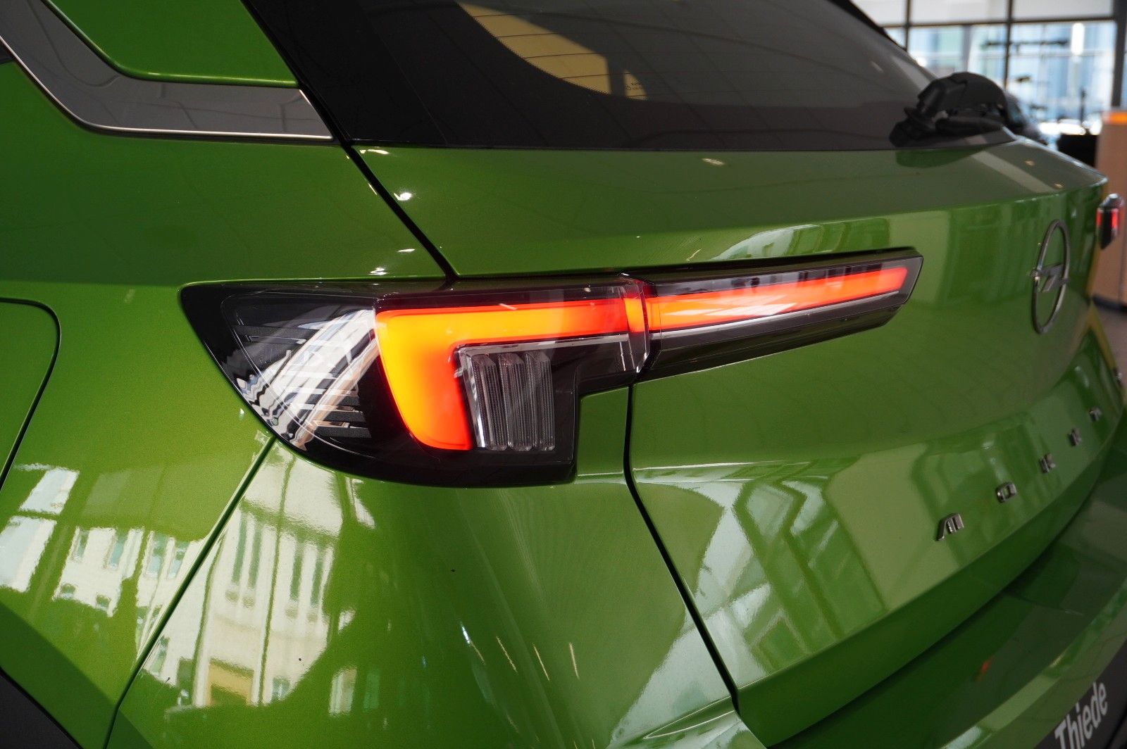 Fahrzeugabbildung Opel Mokka-e ELEGANCE 3-PHASIG NAVI/LED/KAMERA/DAB+