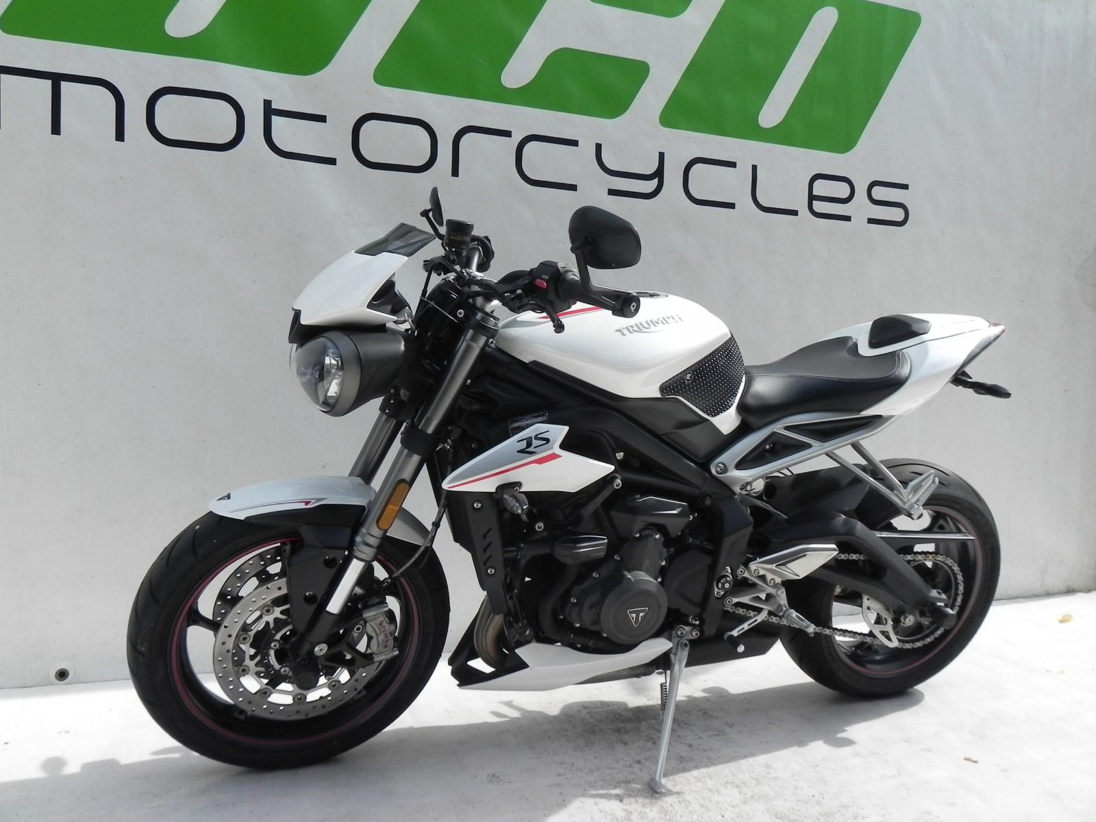 Triumph Street Triple RS