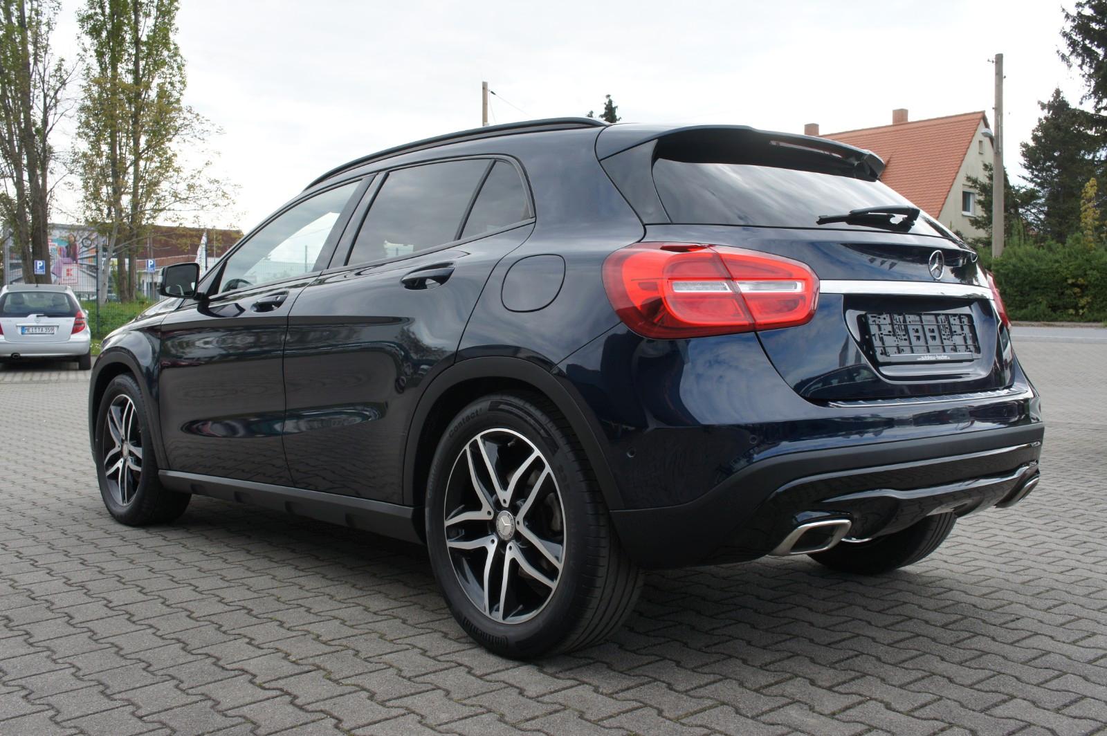 Mercedes-Benz GLA 200 Urban *BI-XENON*NAVI*KLIMA*PDC*SHZ*