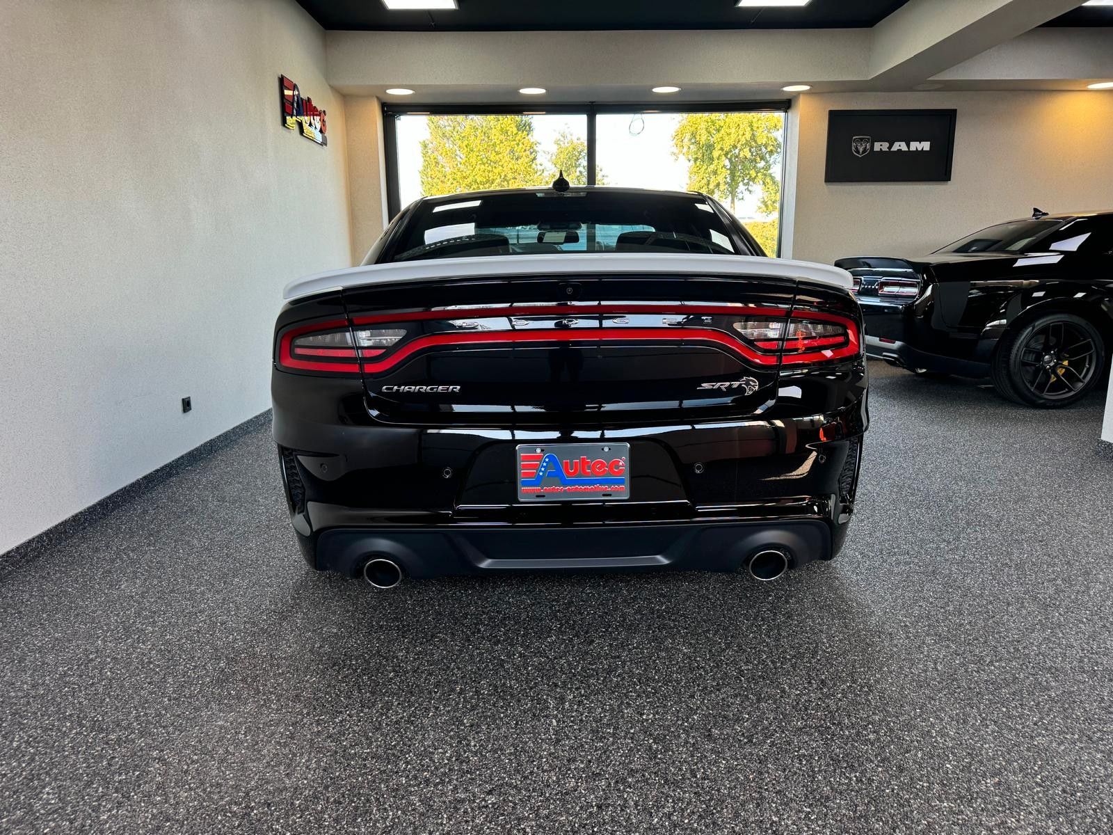 Fahrzeugabbildung Dodge SRT HELLCAT DAYTONA WIDEBODY NR. 486 VON 501