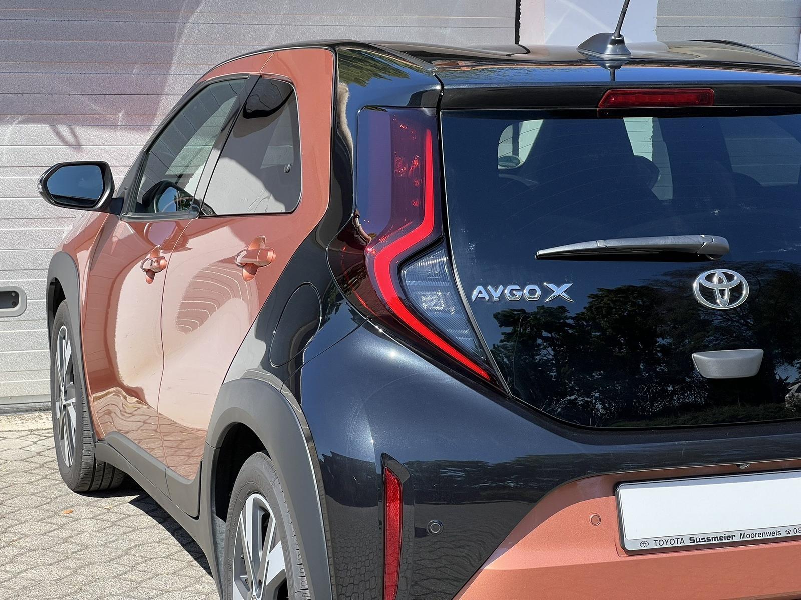 Toyota Aygo X Hybrid 1.5l Teamplayer Technik-P.