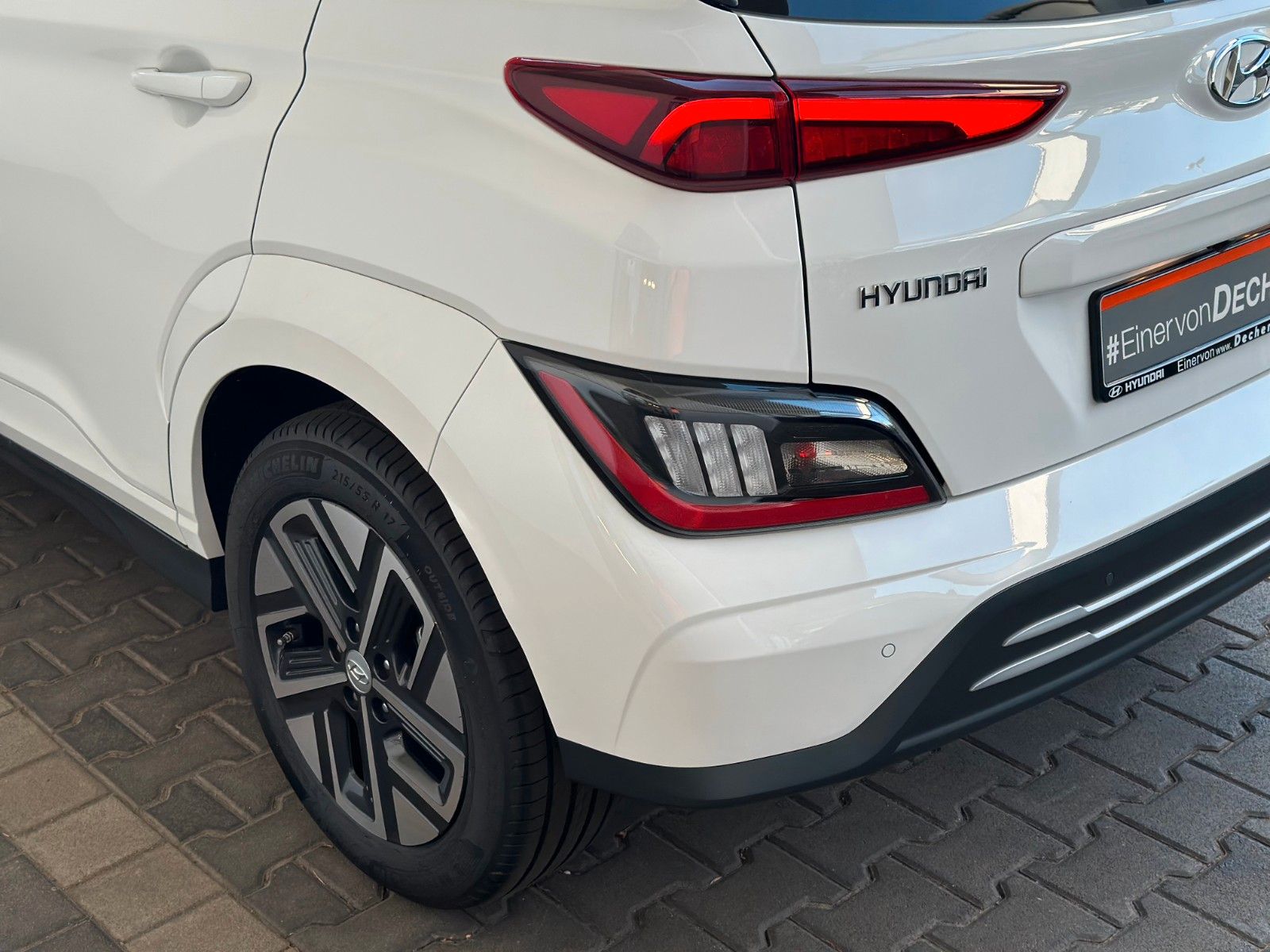 Fahrzeugabbildung Hyundai Kona Advantage Elektro 39,2kWh 136PS Kamera!