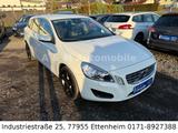 Volvo V60 Kombi Momentum - Volvo Gebrauchtwagen in Freiburg