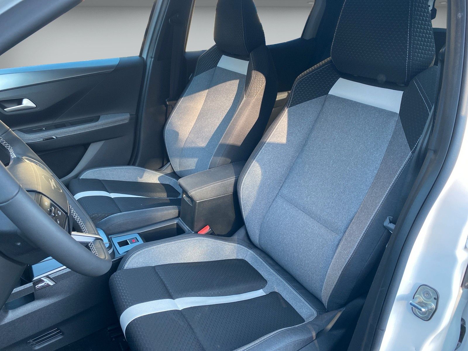 Fahrzeugabbildung Opel Frontera GS 1.2 107 kW