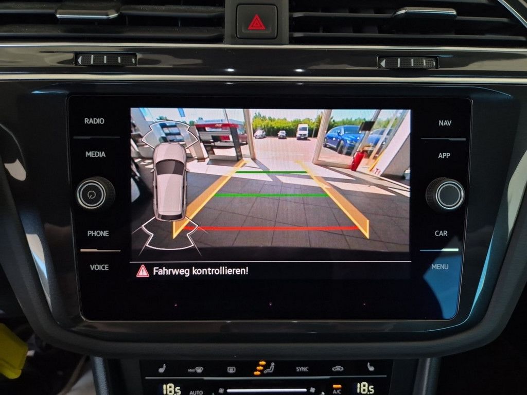 Tiguan 1.5 TSI R-Line *DSG*AHK*MATRIX-LED*HEAD U