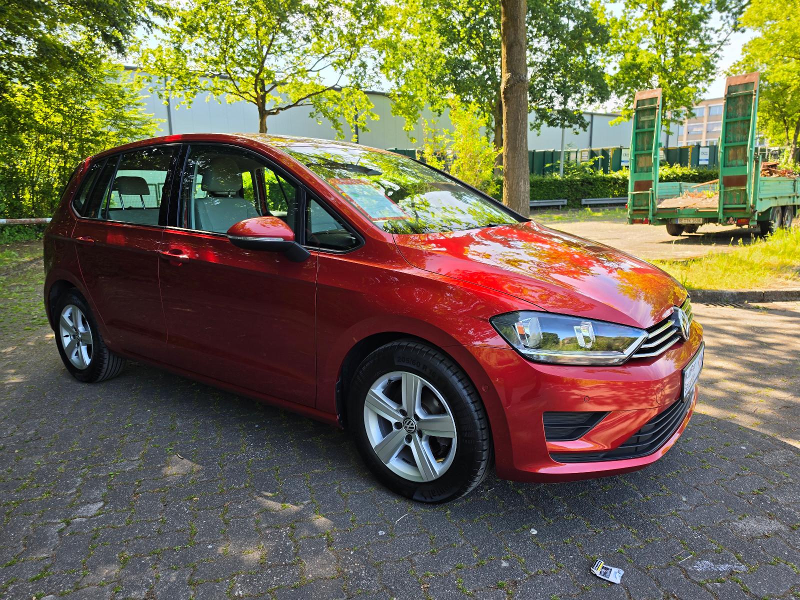 Volkswagen Golf Sportsv.*Comf*1.Hand*Navi*PDC v+h*8fach