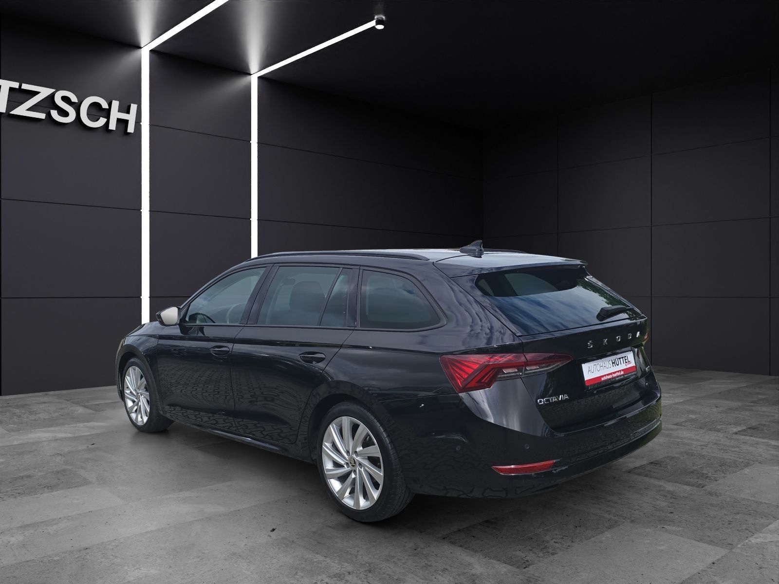 Fahrzeugabbildung SKODA Octavia Combi Ambition Matrix Navi AHK GRA SHZ