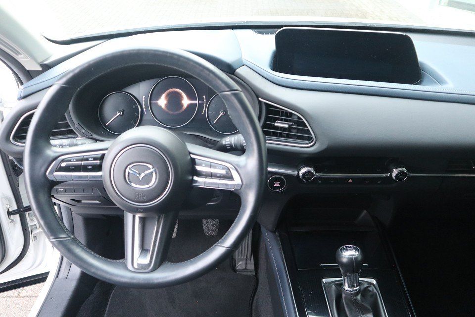 Fahrzeugabbildung Mazda CX-30 M-Hybrid Selection G-122 DES-P A18 Allwett