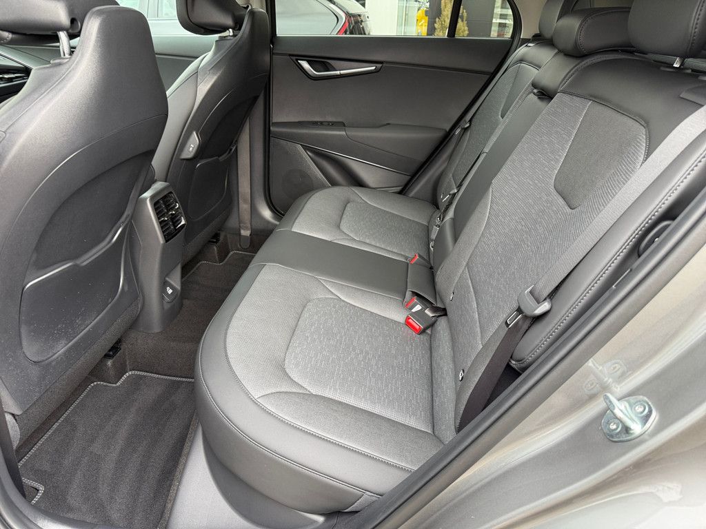 Fahrzeugabbildung Kia Niro 1.6 Plug-in Hybrid Spirit