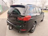 BMW Gran Tourer 220 d Sport Line*Navi*SHZ*AHK* - BMW 220 mit Diesel-Antrieb: Automatik
