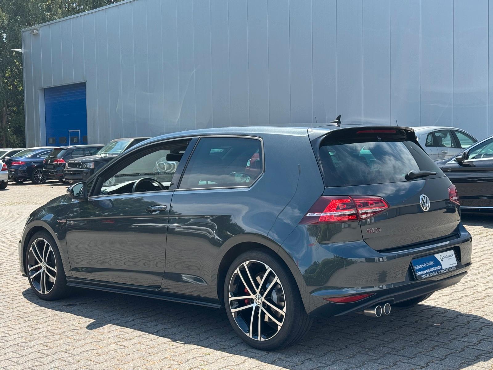 Volkswagen Golf VII Lim. GTD BMT Garantie *Pano *Sportpaket